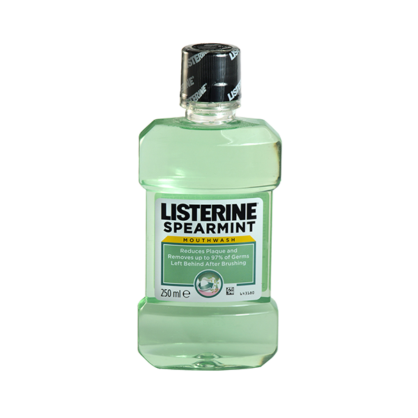 Listerine Spearmint Mouthwash 250ml in UK