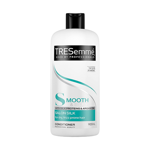 TRESemmé Smooth Salon Silk Conditioner 900ml in UK